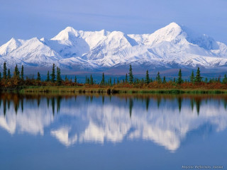 Mountain range lake reflection trees - alson s. clark free wallpaper