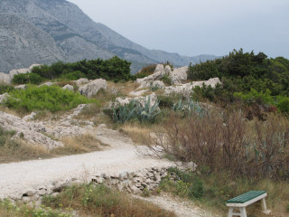 Bench dirt road mountain range - alen divi free wallpaper