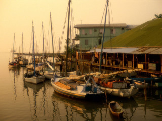 Boats water building grass roof 2 - ding guanpeng free wallpaper
