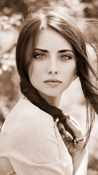 Woman tie posing picture park - elina karimova free wallpaper