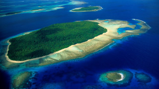 Island ocean water land aerial - an island in the middle of the ocean free wallpaper