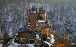 Castle windows towers snow forest - the snow free wallpaper
