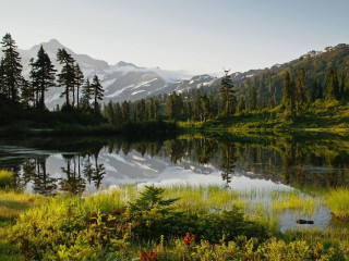 Mountain lake forest sky bush 4 - beautiful landscape free wallpaper