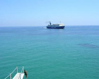 Man dock large boat ocean 2 - a dock free wallpaper