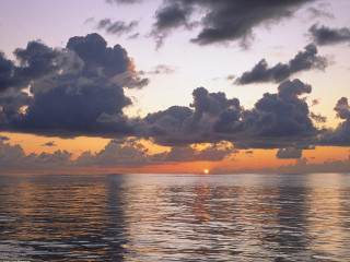 Sunset ocean clouds boat sky - colorful cloud free wallpaper
