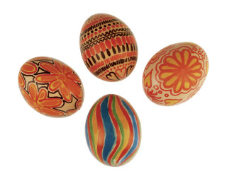 Painted eggs circle white background - painted free wallpaper