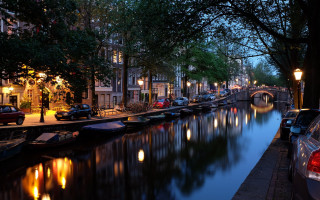 Canal boats bridge night lights - a bridge in the background free wallpaper