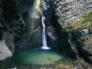 Waterfall bottom cliff woods nature - coppo di marcovaldo free wallpaper