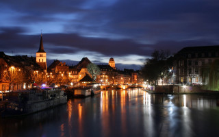 River boats clock tower nighttime 2 - a river free wallpaper