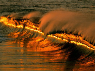 Breaking wave sunset water golden - caustic free wallpaper