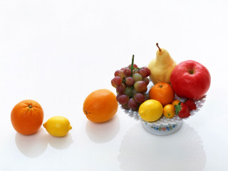 Bowl of fruit on table 3 - fructose free wallpaper