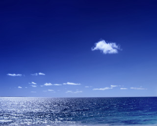 Lone cloud sunny day blue 2 - the sky over the ocean free wallpaper