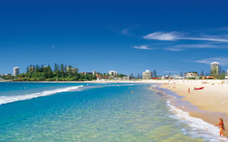 Beach people blue sky city - beach free wallpaper
