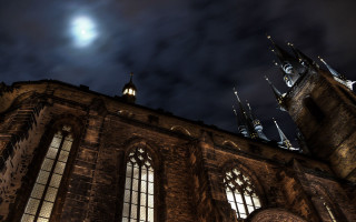 Building clock tower full moon 4 - ferenc joachim free wallpaper