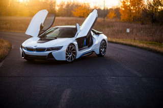White car doors open road - its door free wallpaper