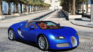Blue bugatti cobblestone street palm - a cobblestone street in front free wallpaper
