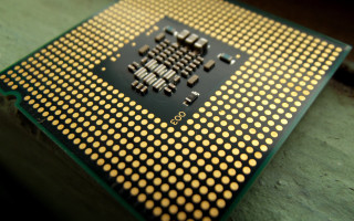 Cpu closeup yellow dots black - ray free wallpaper