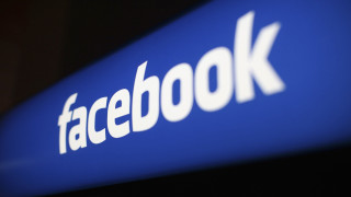 Blue facebook logo black background - f 8 aperture free wallpaper