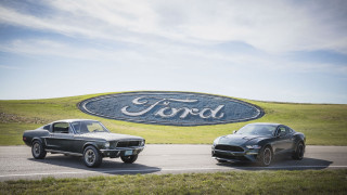 Cars road ford sign grass - a hill side free wallpaper