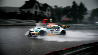 Car driving wet road smoke - a wet road free wallpaper