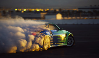 Car smoke tires track night - tire free wallpaper