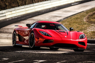 Red sports car race track 32 - the side of the road free wallpaper