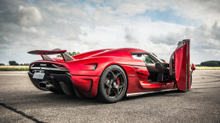 Red sports car runway cloudy - its door free wallpaper