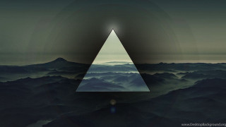 Triangle mountain range light shining - a triangle free wallpaper