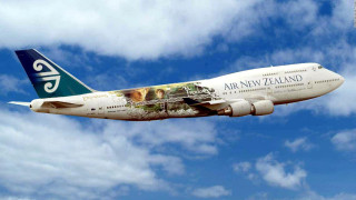 Large passenger jet flying blue - weta digital free wallpaper