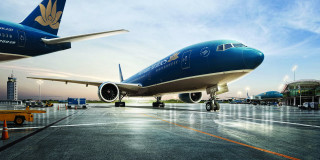Blue white airplane runway airport - the runway free wallpaper