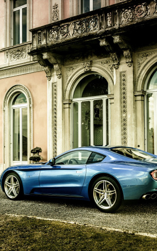Blue sports car building balcony - a blue sports car free wallpaper