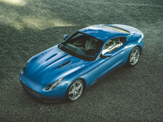 Blue sports car grass field - a grass free wallpaper