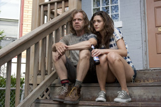 Man woman sitting steps house - their other hand free wallpaper